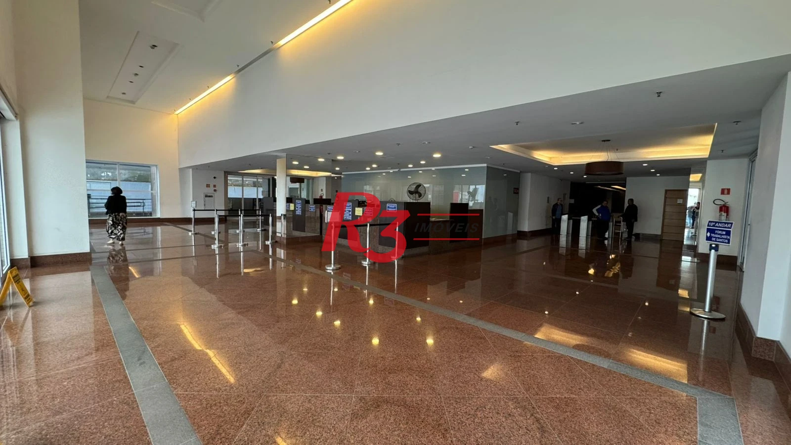 Sala, 94 m² - venda por R$ 800.000,00 ou aluguel por R$ 8.000,00/mês - Centro - Santos/SP