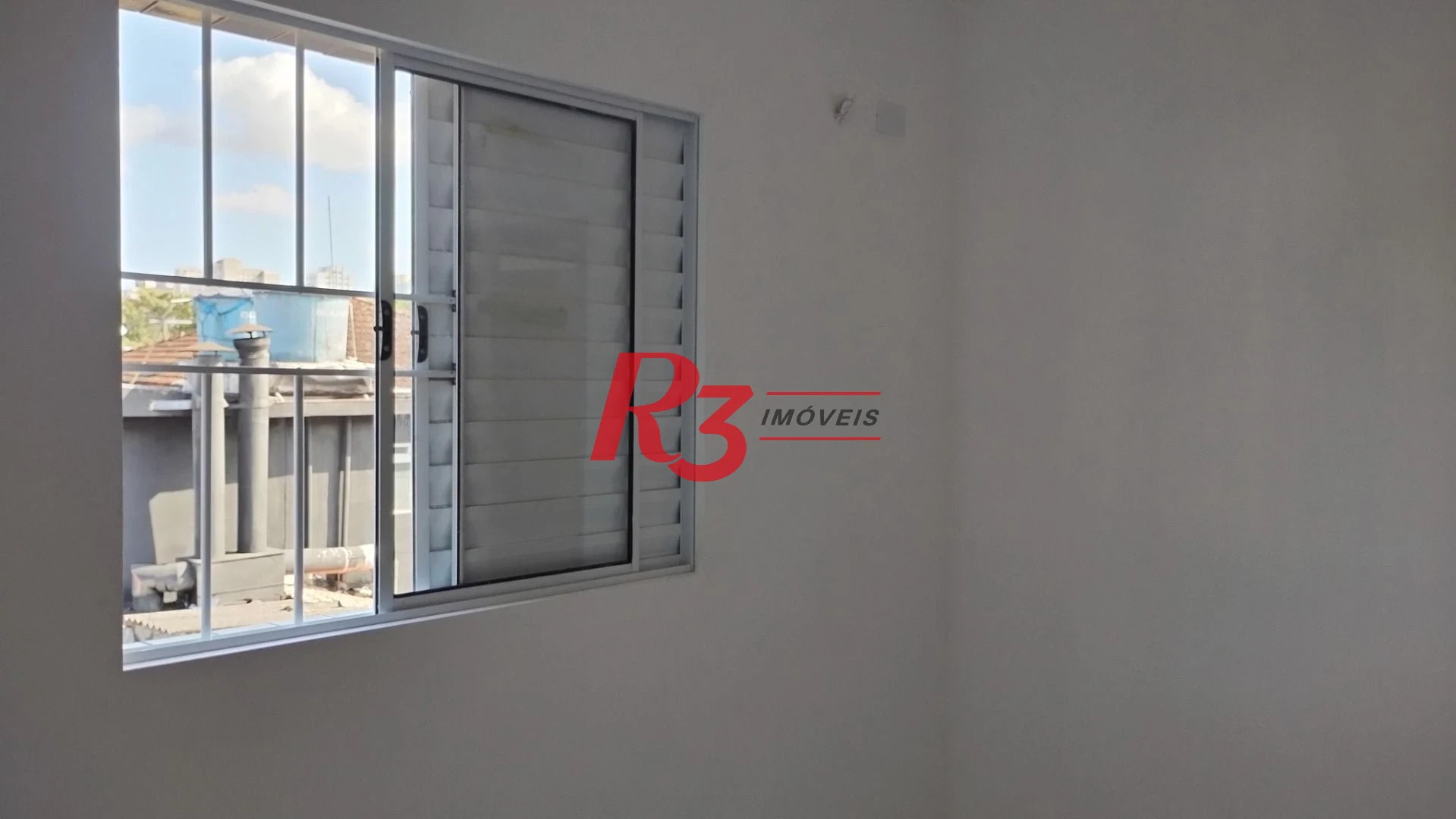 Apartamento com 2 dormitórios à venda, 50 m² por R$ 343.000,00 - Vila Valença - São Vicente/SP