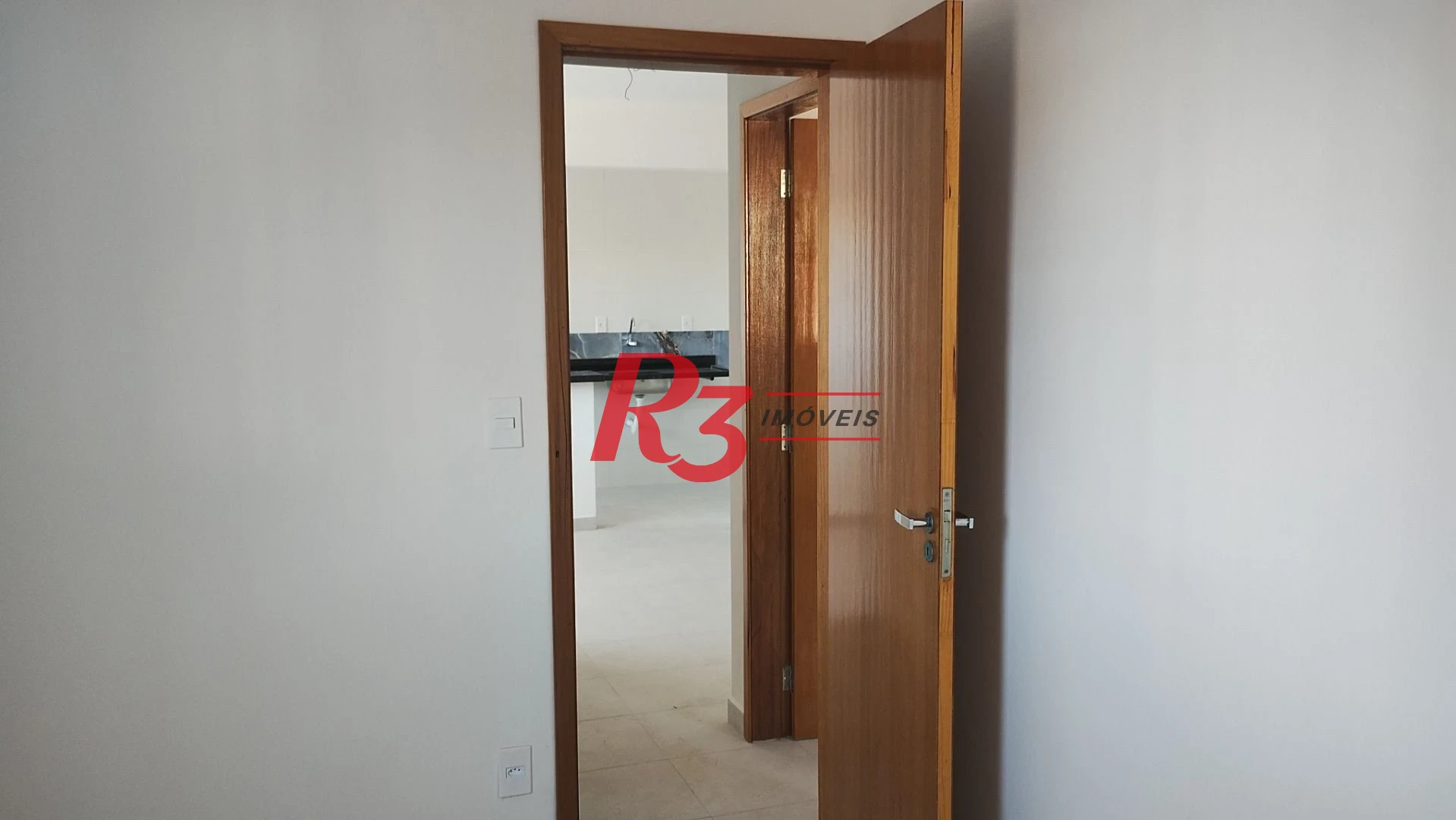 Apartamento com 2 dormitórios à venda, 50 m² por R$ 343.000,00 - Vila Valença - São Vicente/SP