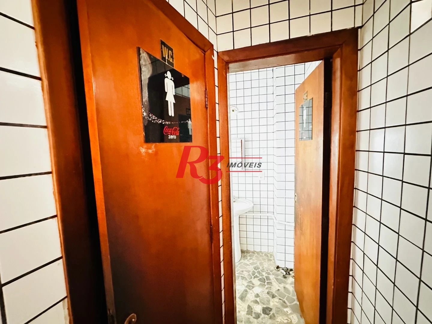 Prédio à venda, 660 m² por R$ 2.800.000,00 - Encruzilhada - Santos/SP