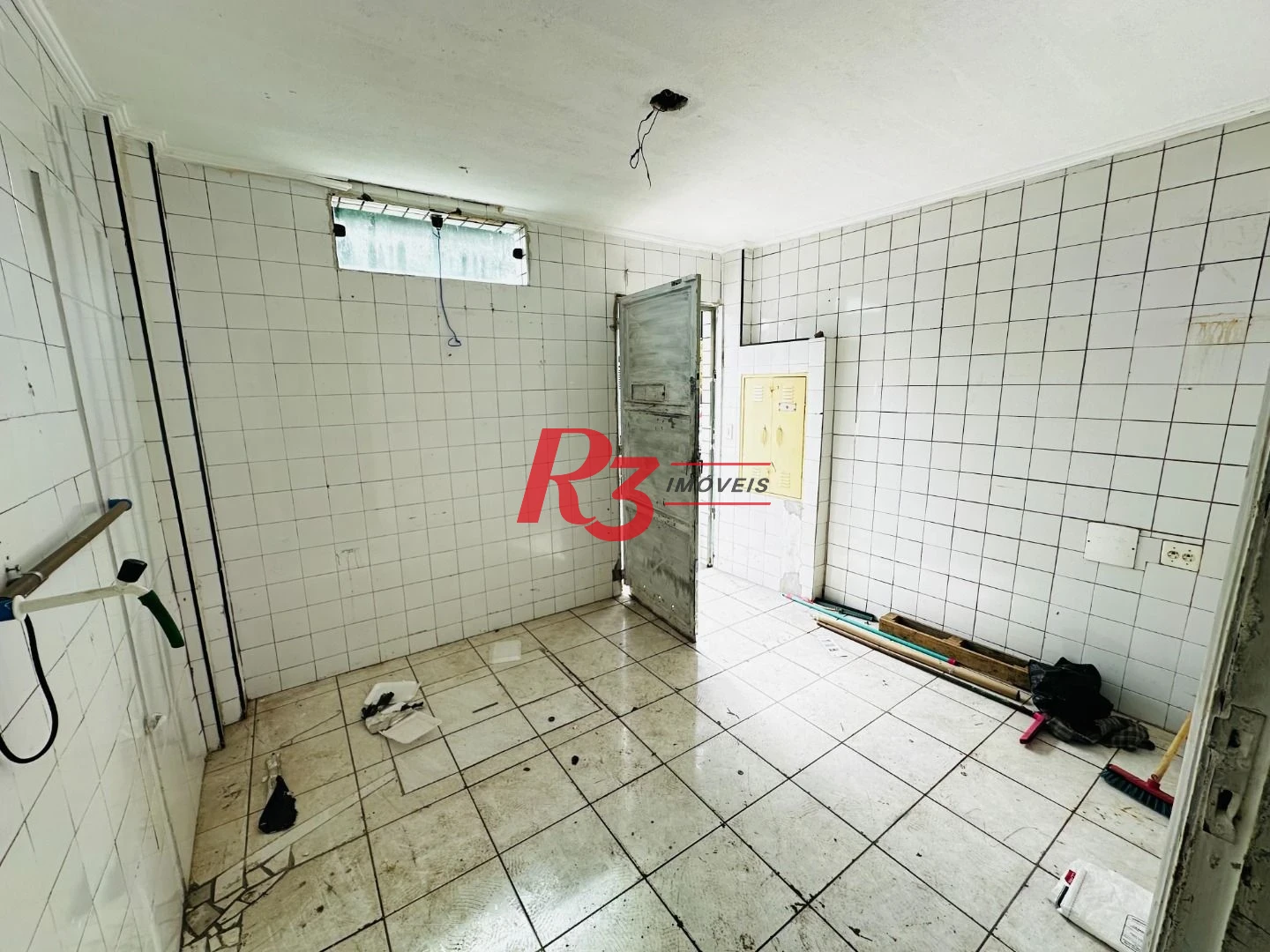 Prédio à venda, 660 m² por R$ 2.800.000,00 - Encruzilhada - Santos/SP