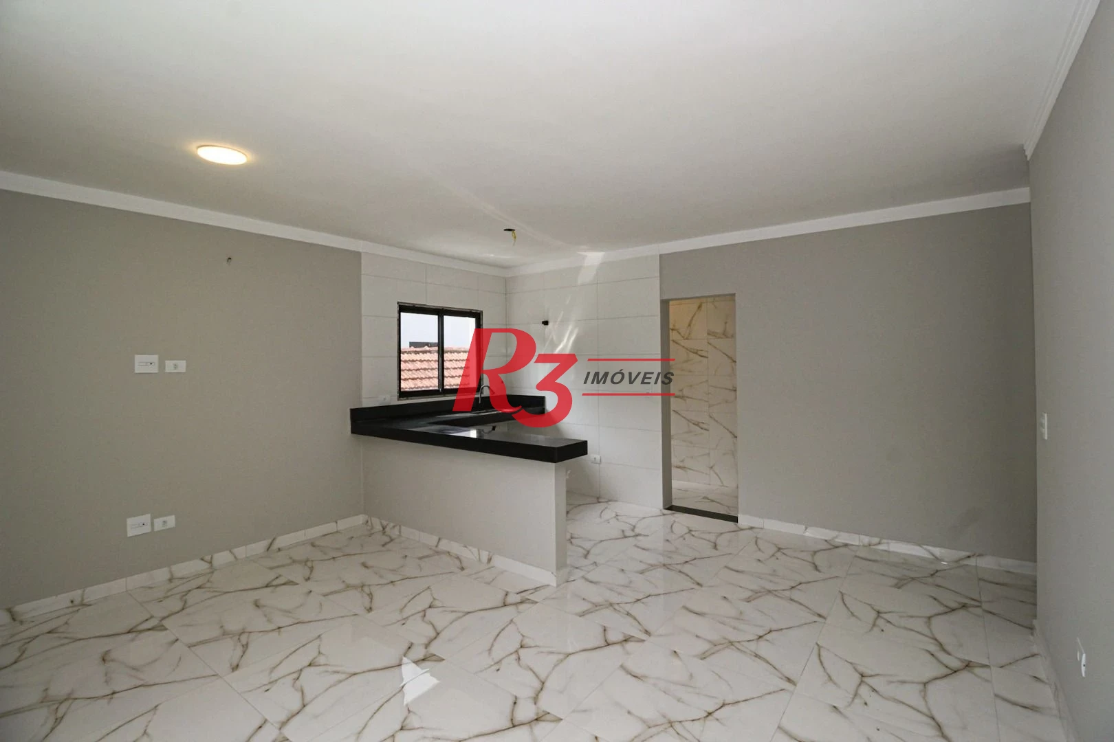 Casa com 3 dormitórios à venda, 150 m² por R$ 1.100.000,00 - Marapé - Santos/SP