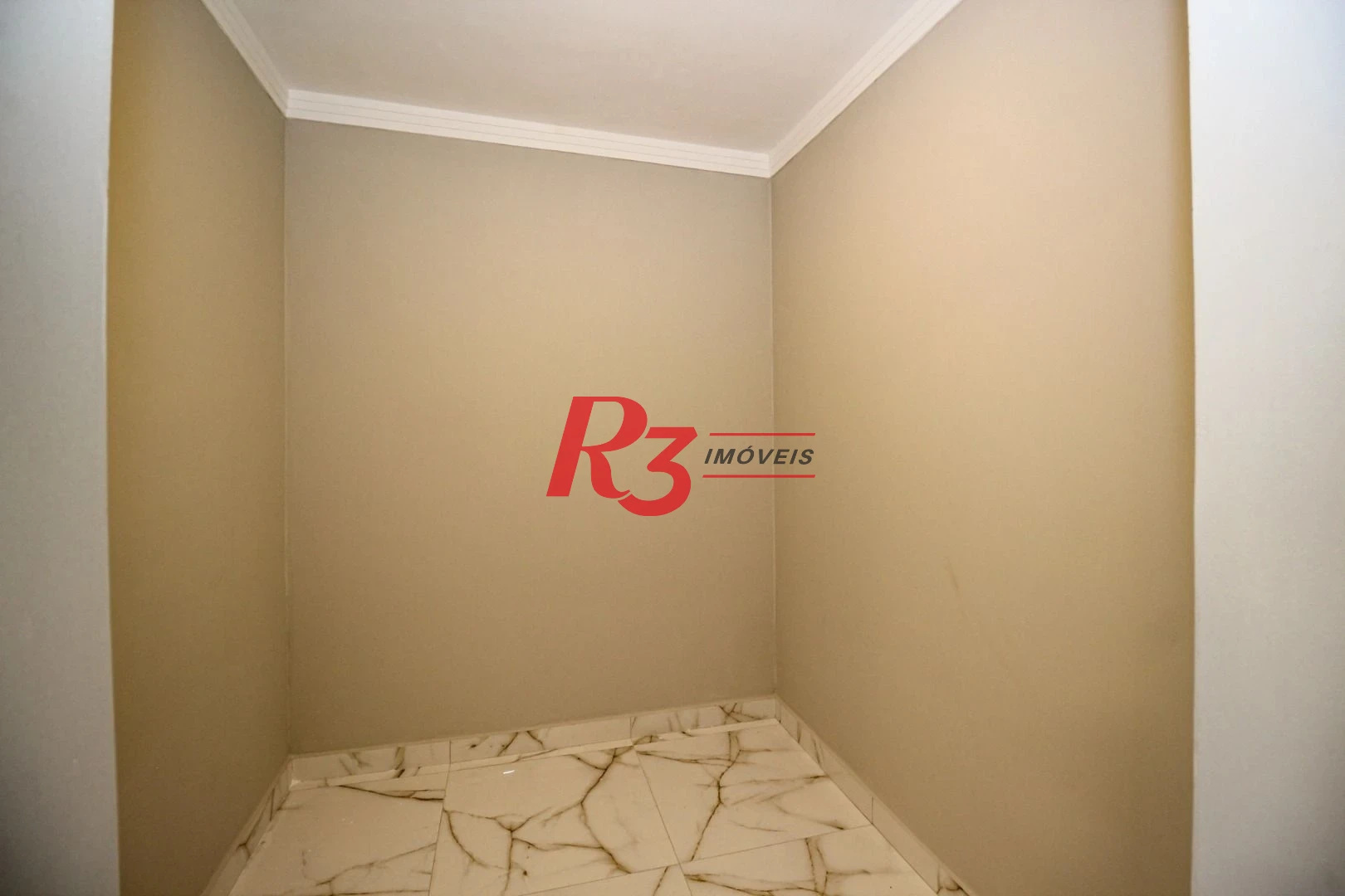 Casa com 3 dormitórios à venda, 150 m² por R$ 1.100.000,00 - Marapé - Santos/SP