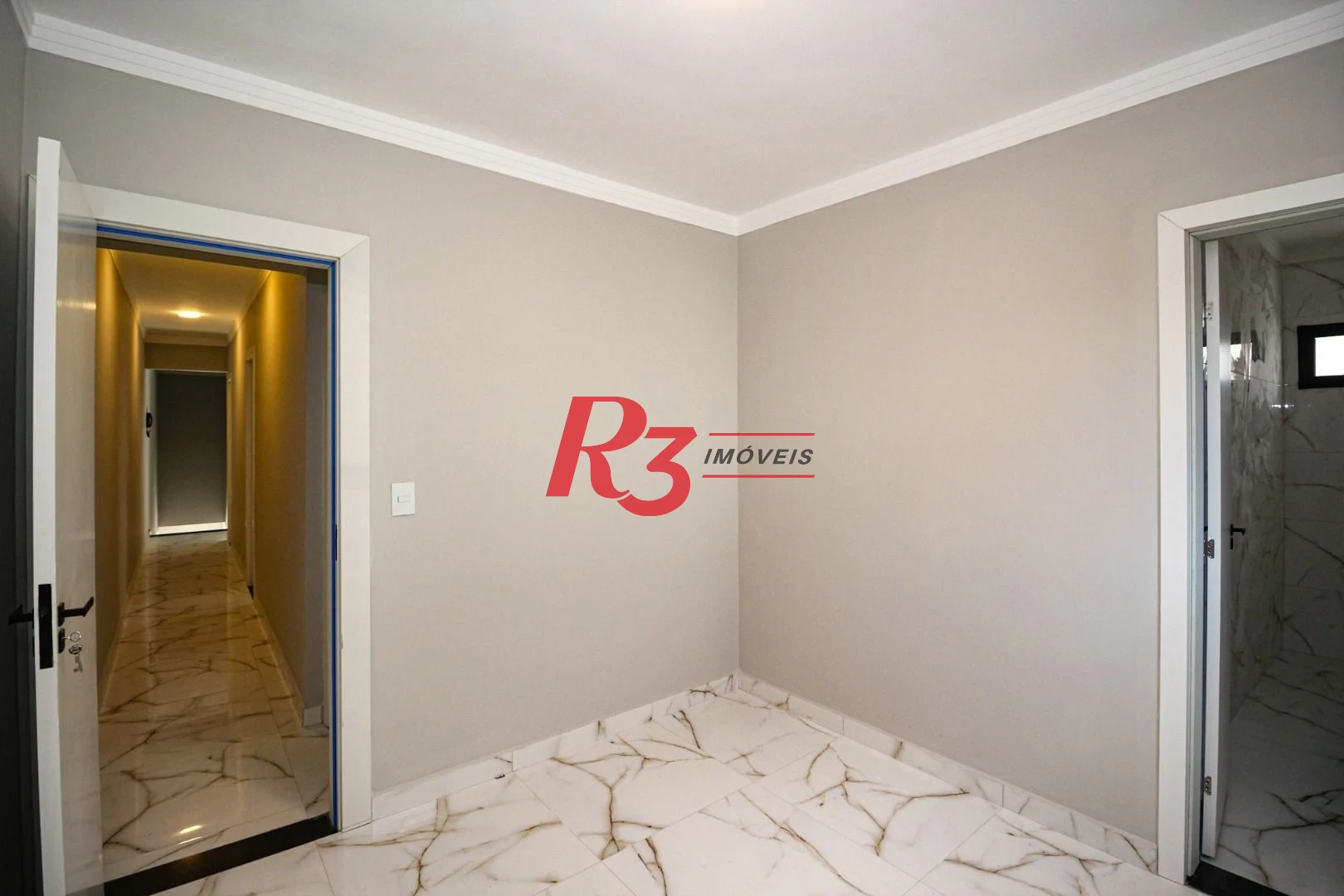 Casa com 3 dormitórios à venda, 150 m² por R$ 1.100.000,00 - Marapé - Santos/SP