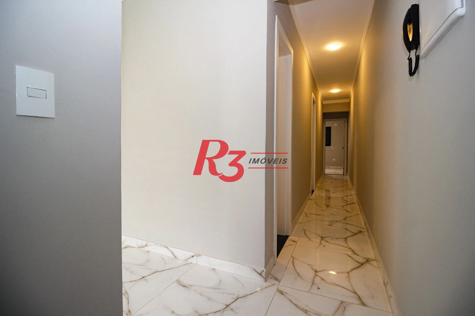 Casa com 3 dormitórios à venda, 150 m² por R$ 1.100.000,00 - Marapé - Santos/SP