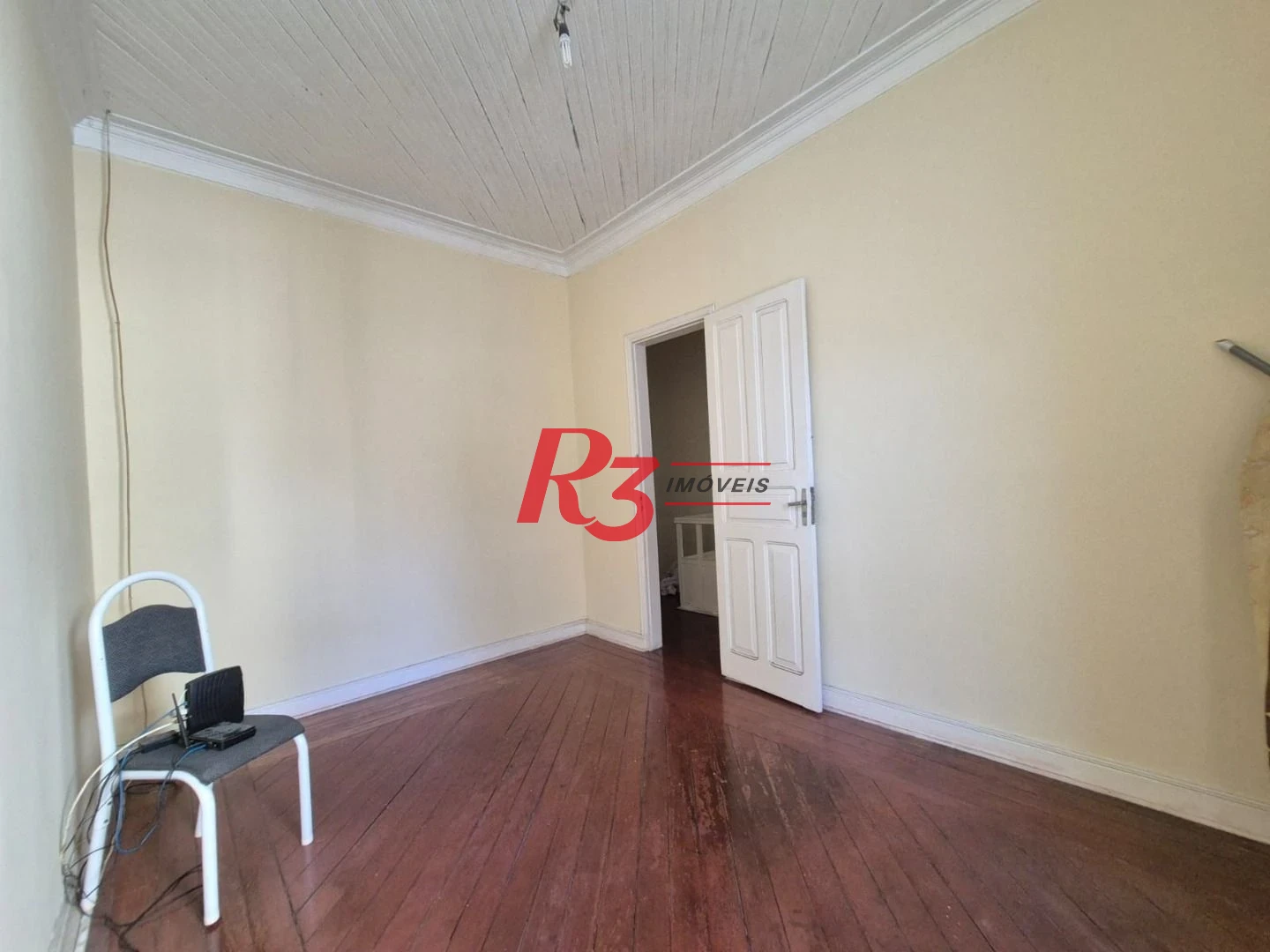 Sobrado com 3 dormitórios à venda, 151 m² por R$ 1.700.000,00 - Pompéia - Santos/SP