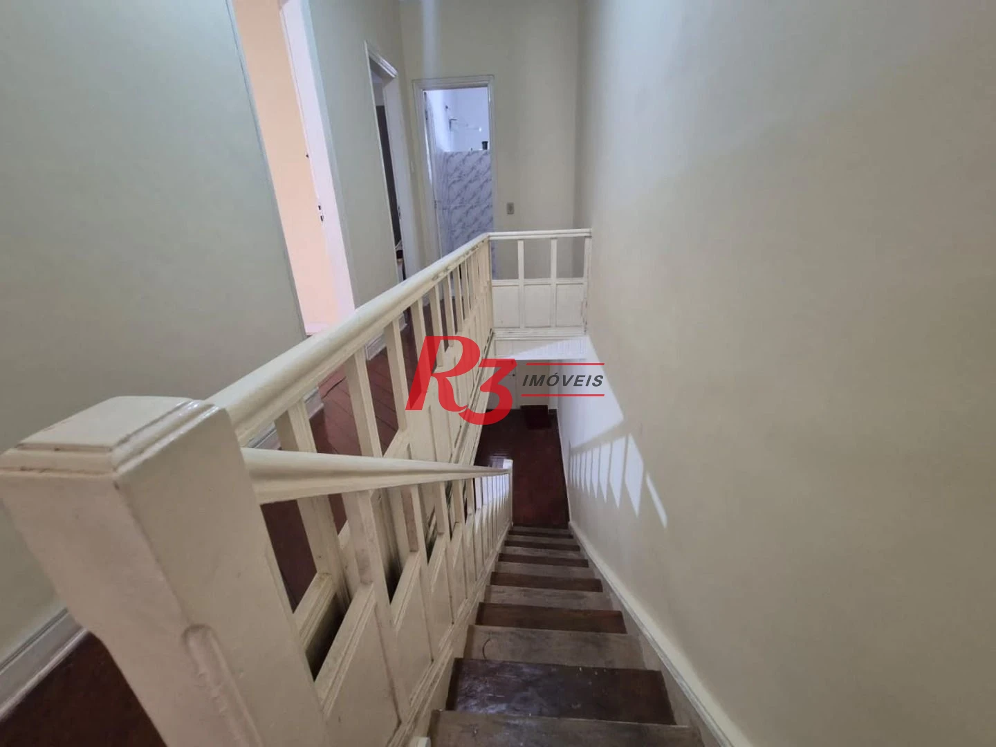 Sobrado com 3 dormitórios à venda, 151 m² por R$ 1.700.000,00 - Pompéia - Santos/SP