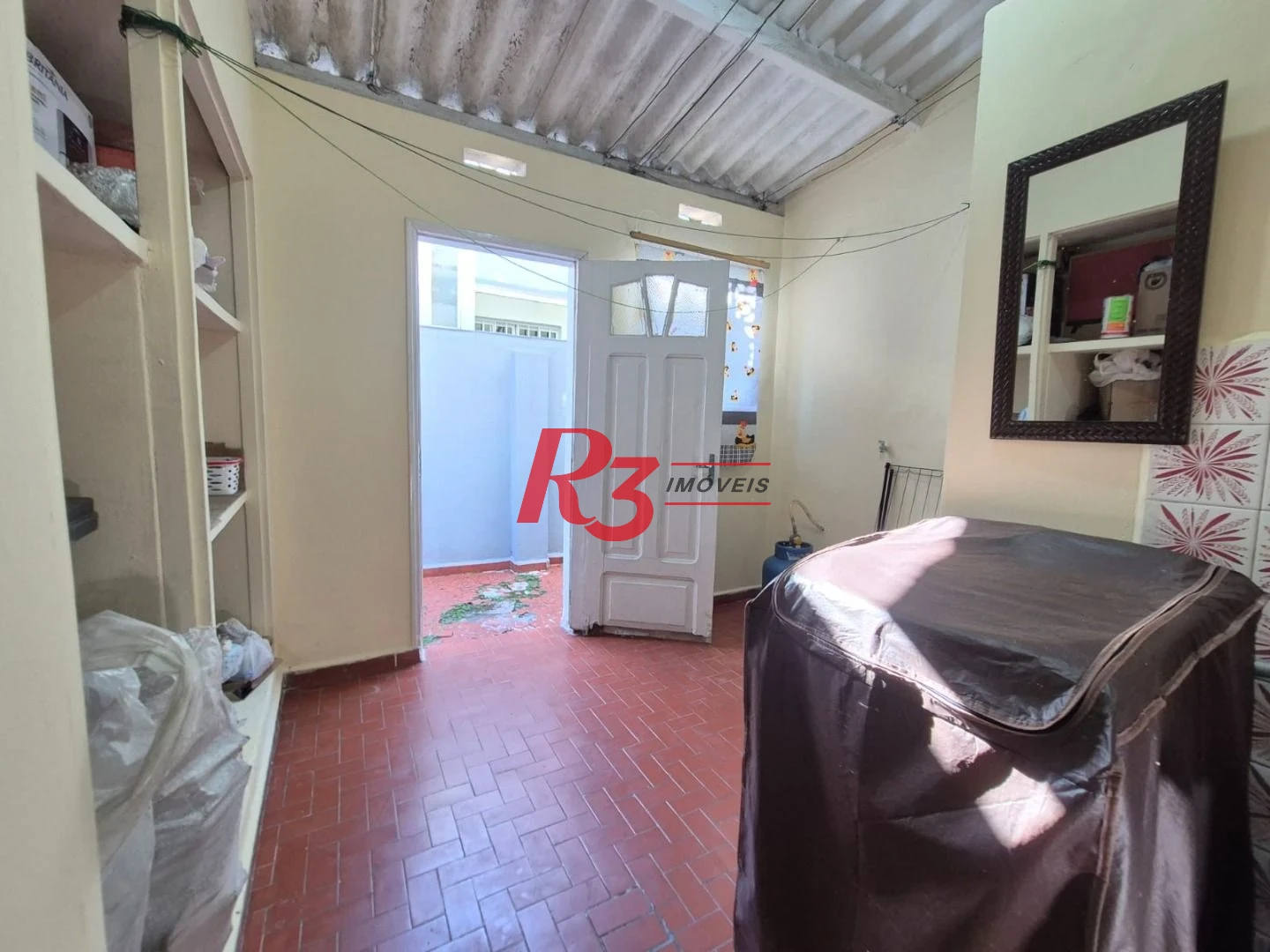 Sobrado com 3 dormitórios à venda, 151 m² por R$ 1.700.000,00 - Pompéia - Santos/SP