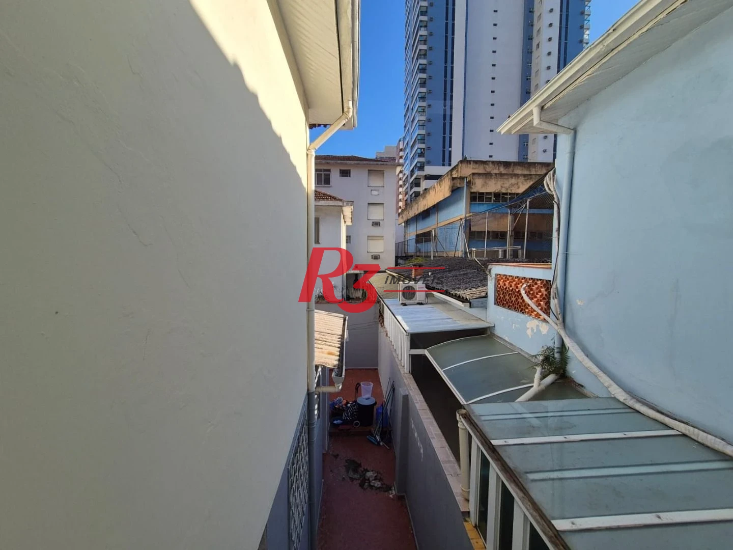 Sobrado com 3 dormitórios à venda, 151 m² por R$ 1.700.000,00 - Pompéia - Santos/SP