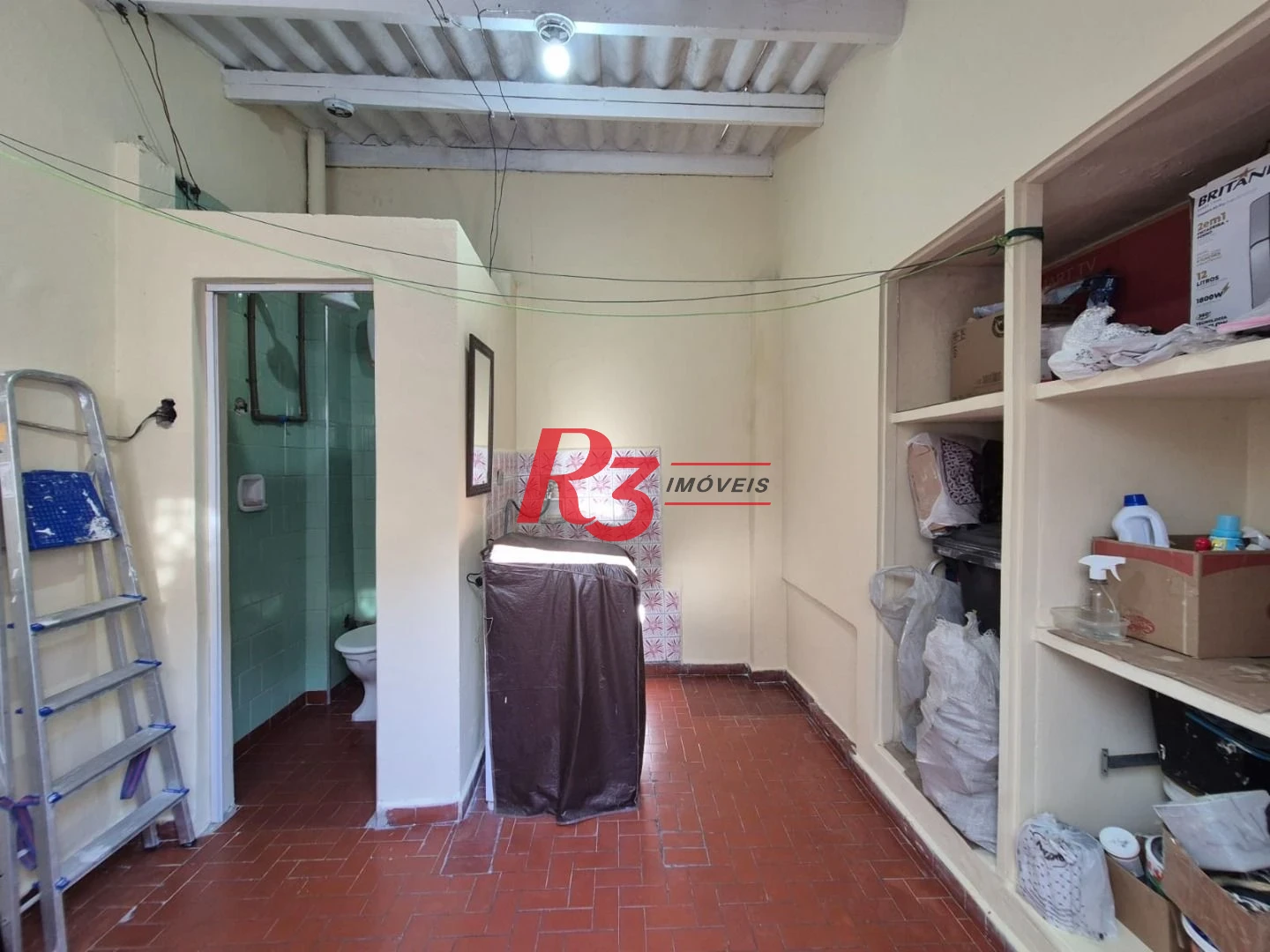Sobrado com 3 dormitórios à venda, 151 m² por R$ 1.700.000,00 - Pompéia - Santos/SP