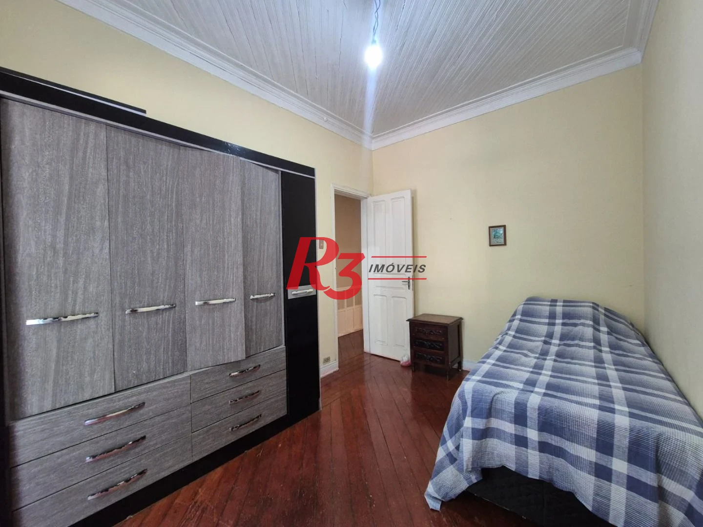 Sobrado com 3 dormitórios à venda, 151 m² por R$ 1.700.000,00 - Pompéia - Santos/SP