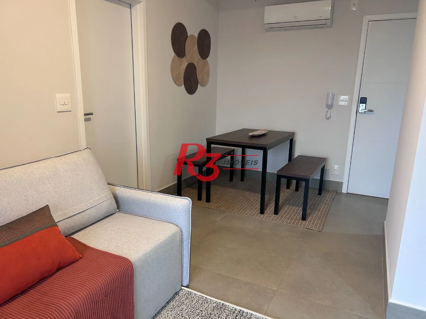 Apartamento com 1 dormitório para alugar, 54 m² por R$ 6.200,00/mês - Boqueirão - Santos/SP