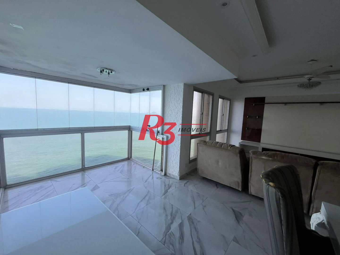 Apartamento com 3 dormitórios à venda, 120 m² por R$ 950.000,00 - Pitangueiras – P – Morro do Maluf - Guarujá/SP