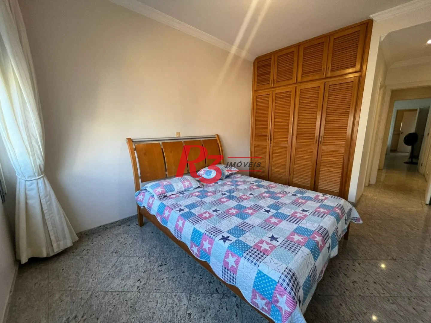 Apartamento com 3 dormitórios à venda, 115 m² por R$ 640.000,00 - Pitangueiras - Guarujá/SP