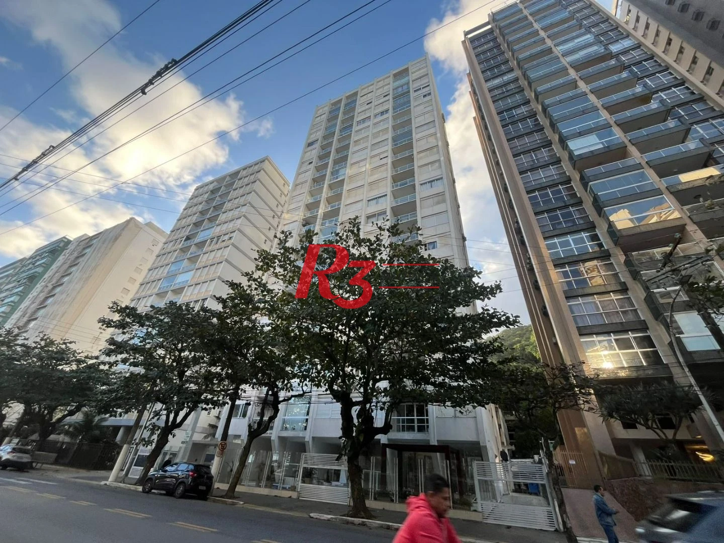 Apartamento com 3 dormitórios à venda, 115 m² por R$ 640.000,00 - Pitangueiras - Guarujá/SP
