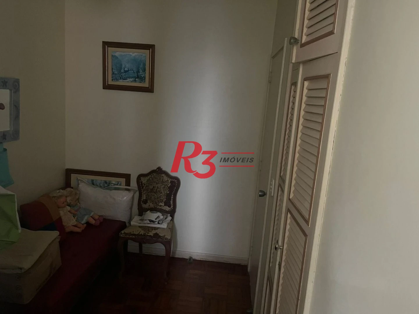 Apartamento com 3 dormitórios à venda, 115 m² por R$ 650.000,00 - Pitangueiras - Guarujá/SP