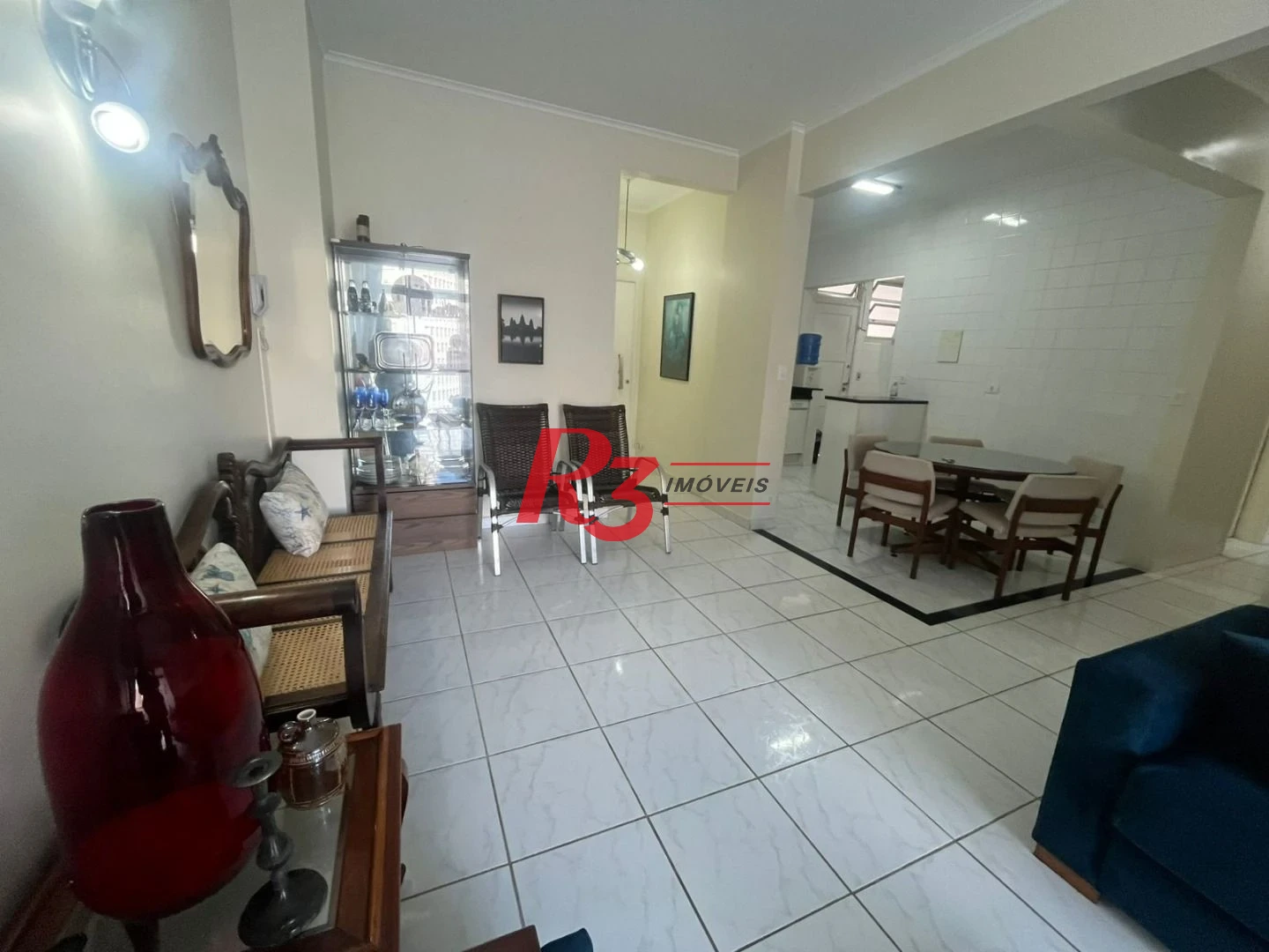 Apartamento com 3 dormitórios à venda, 115 m² por R$ 650.000,00 - Pitangueiras - Guarujá/SP
