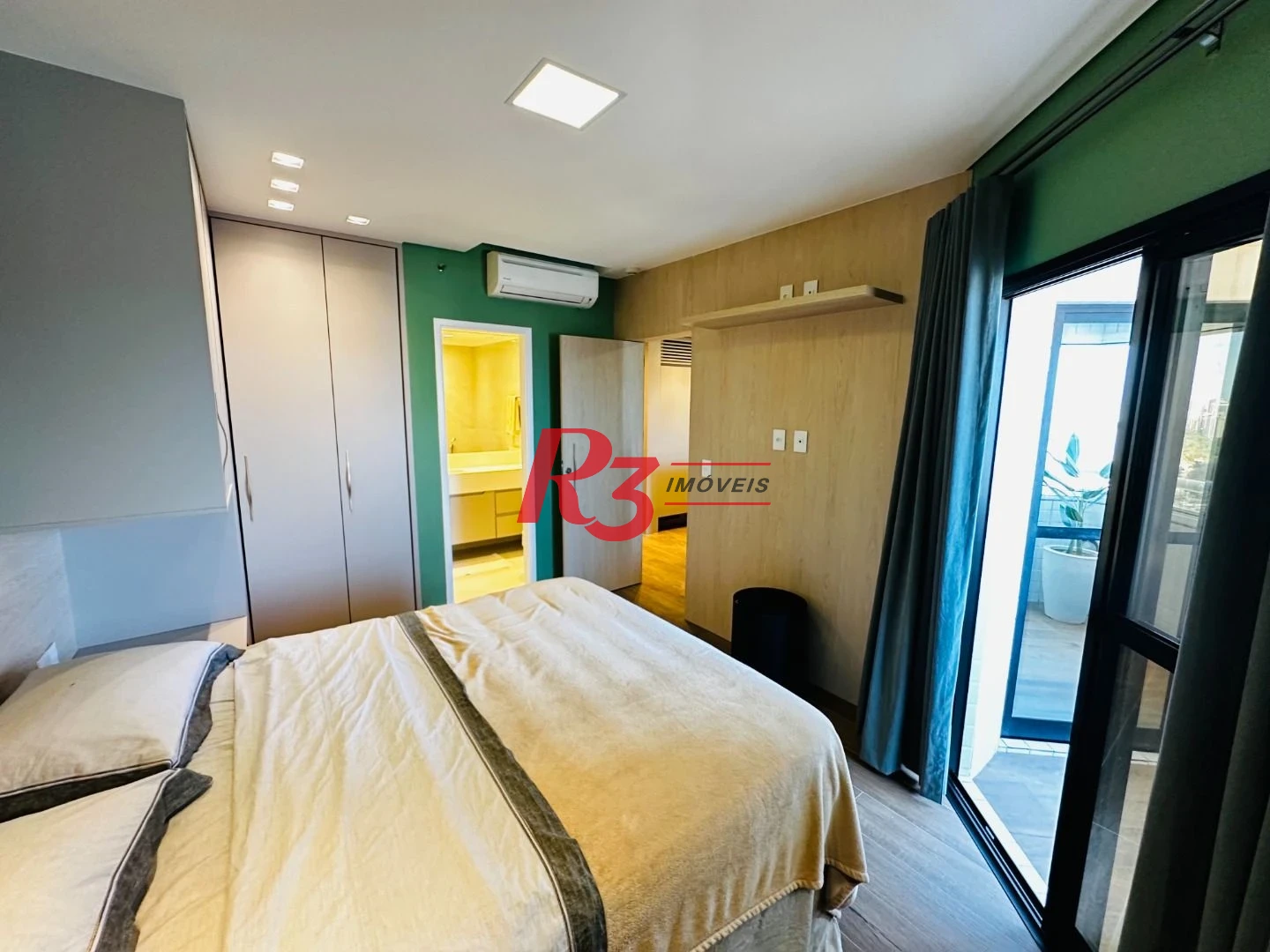 Flat com 1 dormitório, 43 m² - venda por R$ 780.000,00 ou aluguel por R$ 7.500,02/mês - Boqueirão - Santos/SP