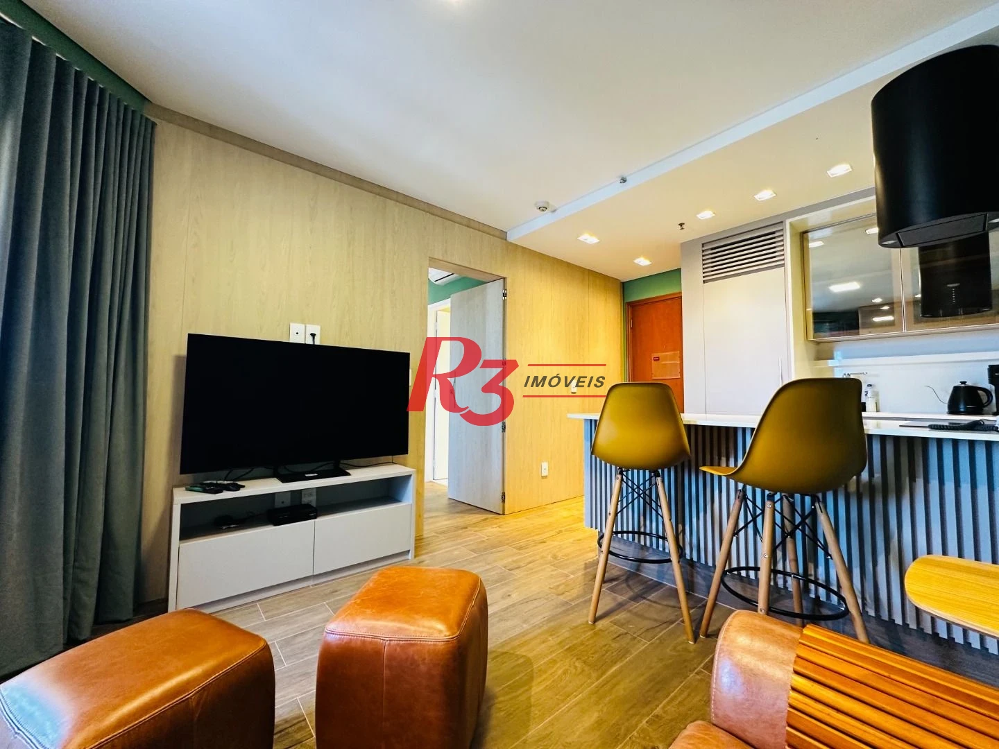 Flat com 1 dormitório, 43 m² - venda por R$ 780.000,00 ou aluguel por R$ 7.500,02/mês - Boqueirão - Santos/SP