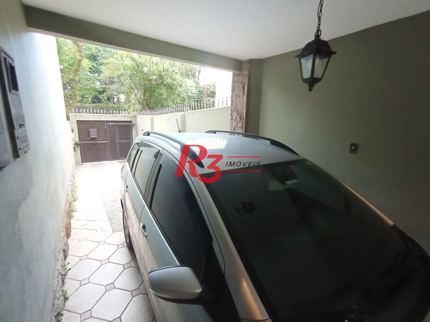 Sobrado com 3 dormitórios à venda, 185 m² por R$ 1.500.000,00 - José Menino - Santos/SP