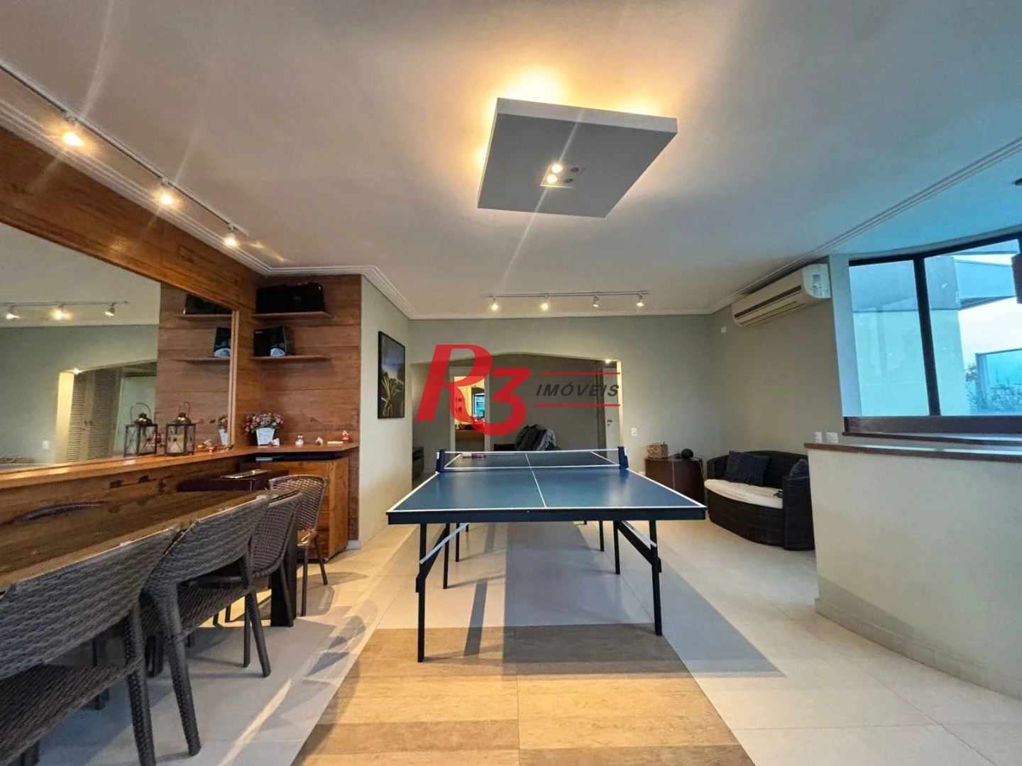 Cobertura à venda, 300 m² por R$ 3.900.000,00 - Gonzaga - Santos/SP
