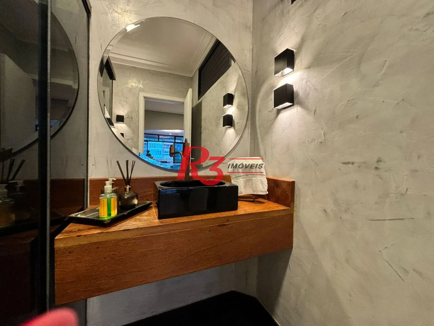 Cobertura à venda, 300 m² por R$ 3.900.000,00 - Gonzaga - Santos/SP