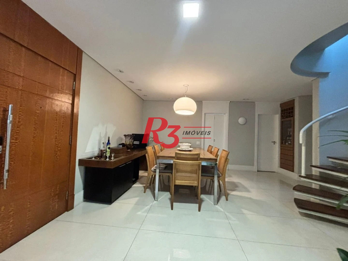 Cobertura à venda, 300 m² por R$ 3.900.000,00 - Gonzaga - Santos/SP