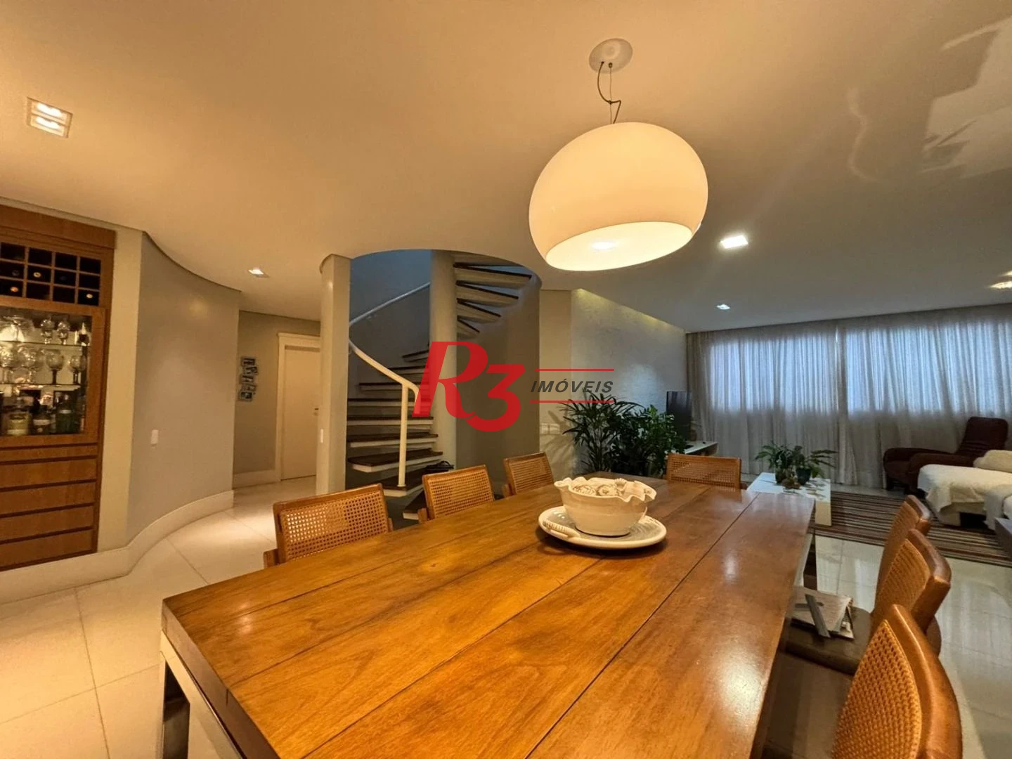 Cobertura à venda, 300 m² por R$ 3.900.000,00 - Gonzaga - Santos/SP