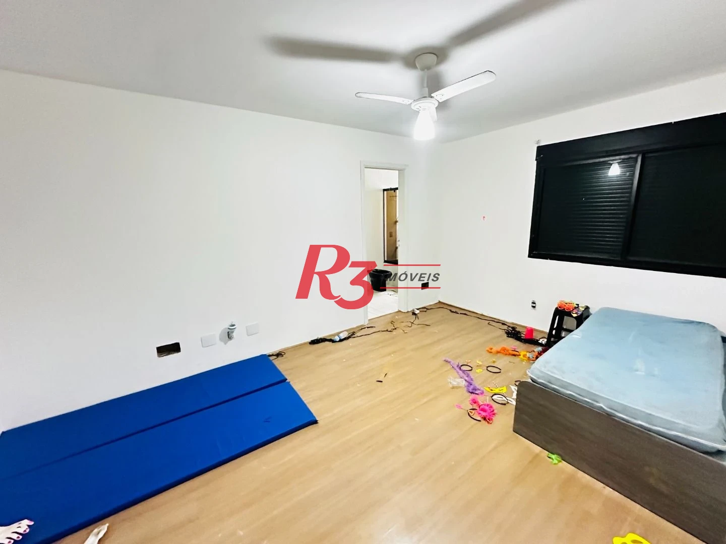 Cobertura à venda, 504 m² por R$ 4.900.000,00 - Gonzaga - Santos/SP