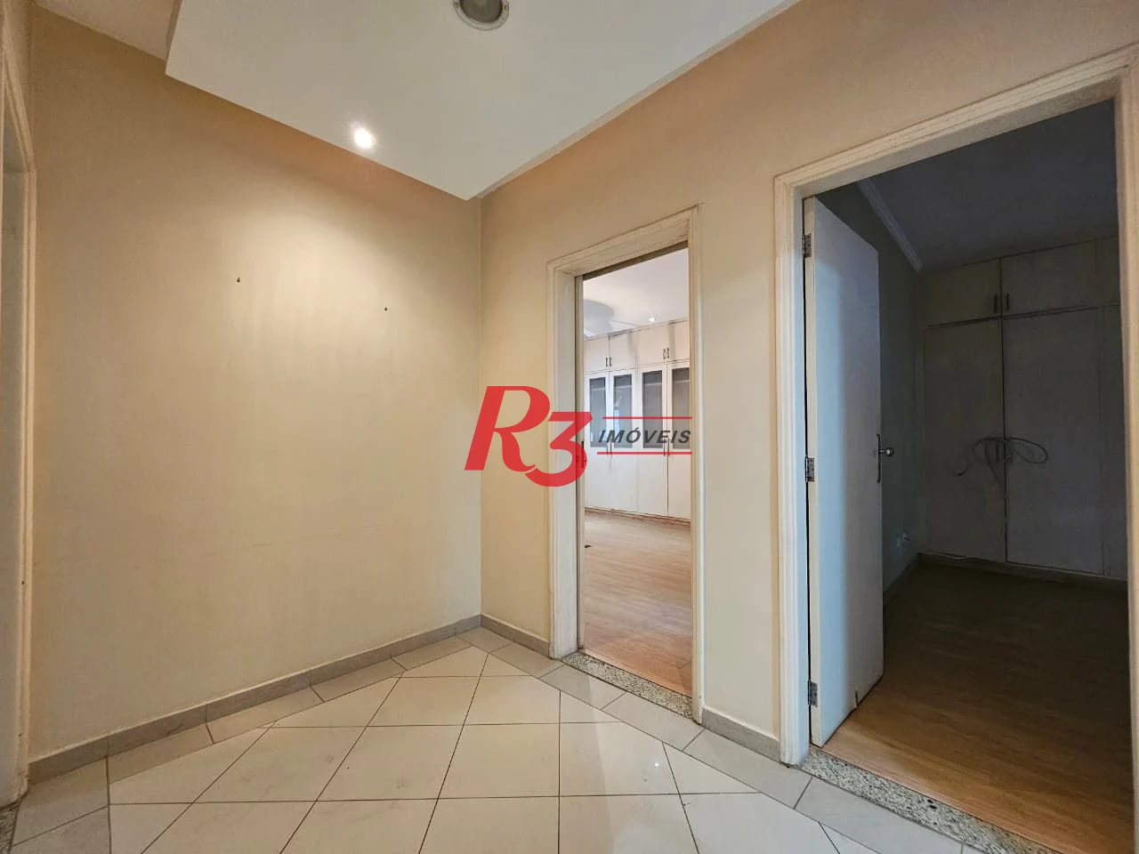 Apartamento com 2 dormitórios à venda, 50 m² por R$ 636.000,00 - José Menino - Santos/SP