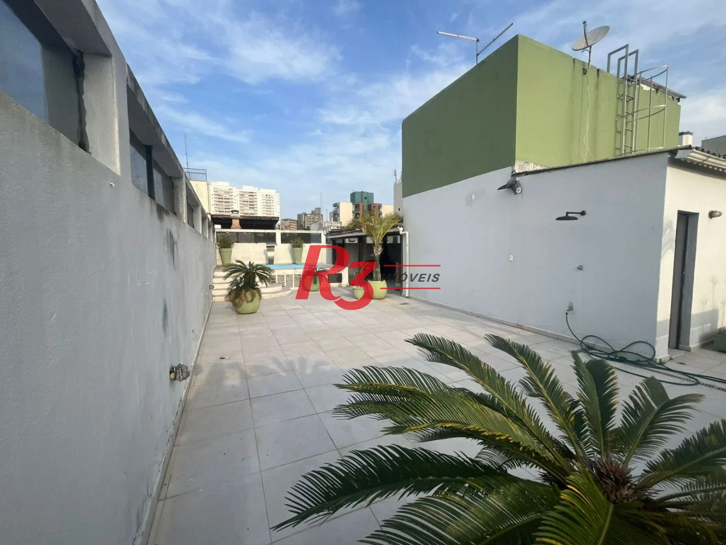 Cobertura à venda, 360 m² por R$ 1.100.000,00 - Jardim Las Palmas - Guarujá/SP