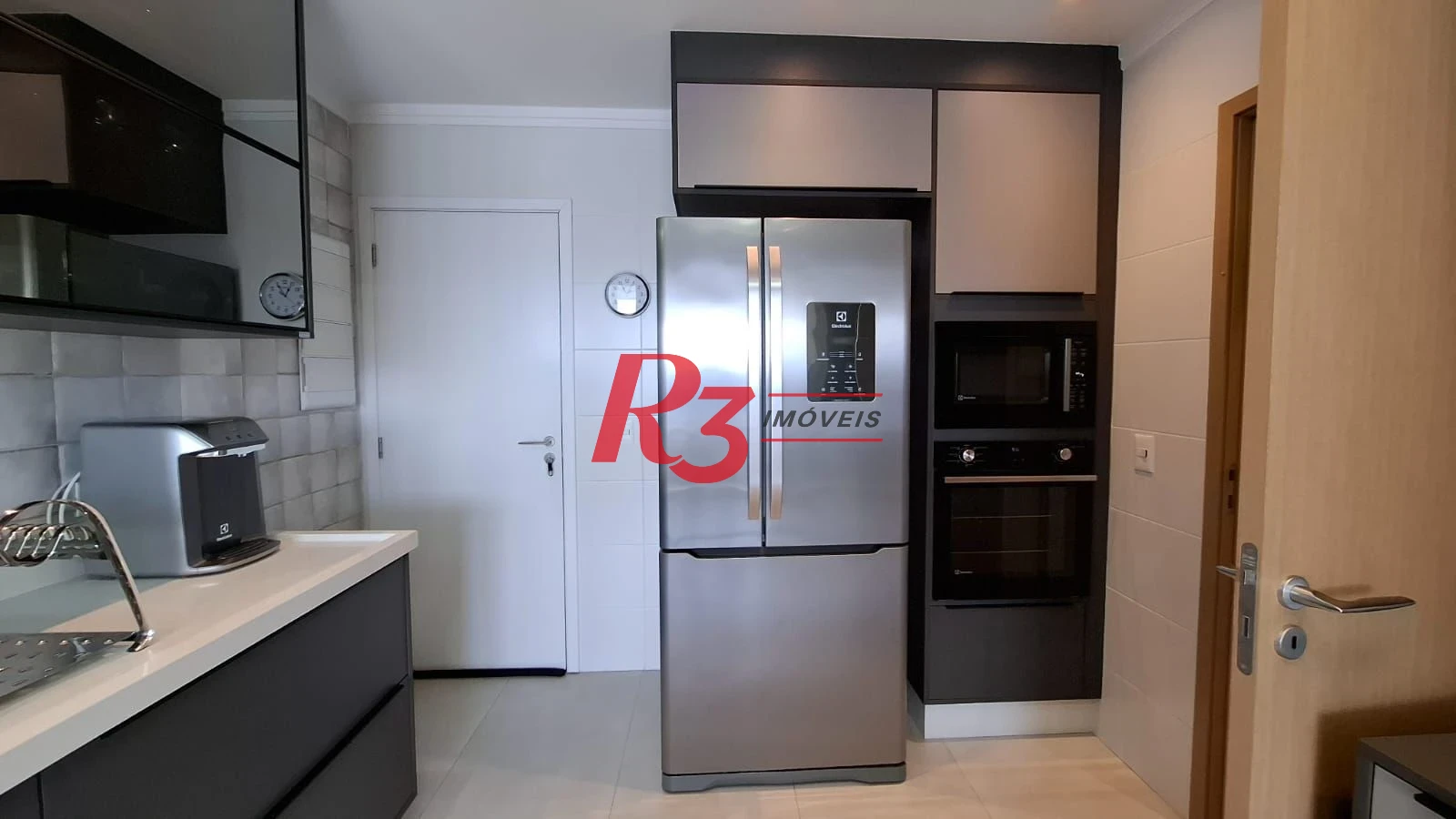 Apartamento à venda, 134 m² por R$ 2.650.000,00 - Gonzaga - Santos/SP