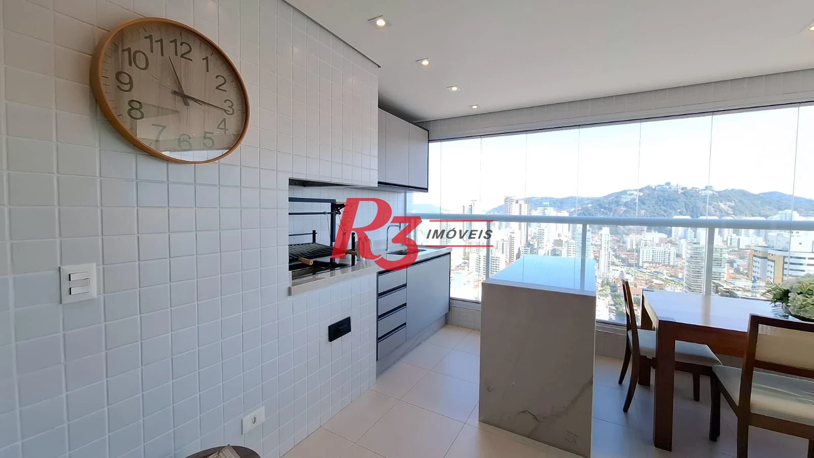 Apartamento à venda, 134 m² por R$ 2.650.000,00 - Gonzaga - Santos/SP