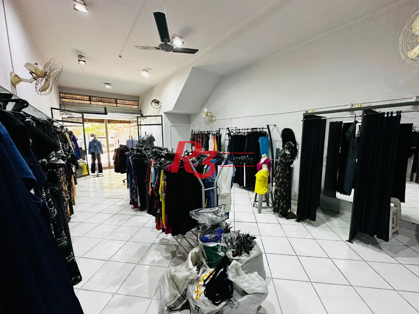 Loja, 70 m² - venda por R$ 420.000,00 ou aluguel por R$ 3.100,00/mês - Centro - Santos/SP