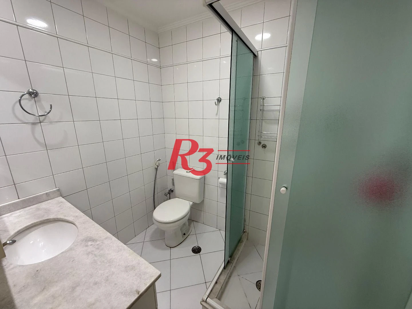 Apartamento com 3 dormitórios à venda, 119 m² por R$ 1.350.000,00 - Boqueirão - Santos/SP