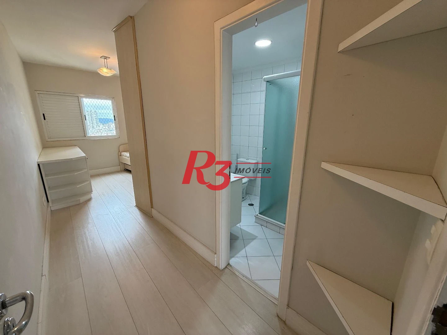 Apartamento com 3 dormitórios à venda, 119 m² por R$ 1.350.000,00 - Boqueirão - Santos/SP