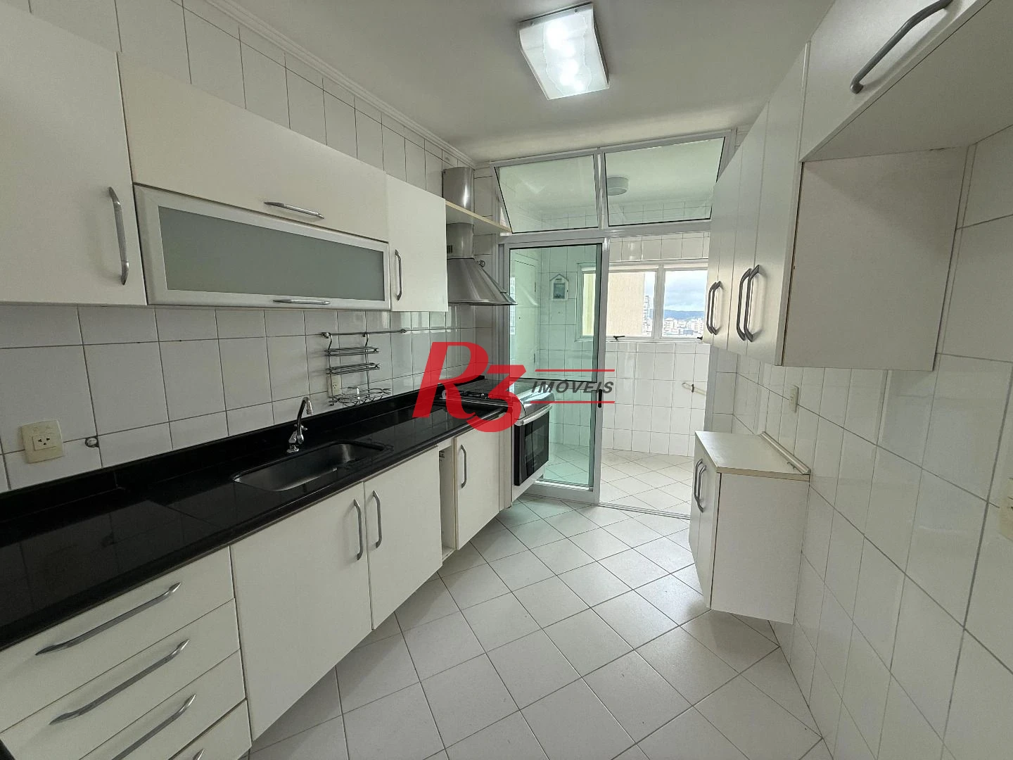 Apartamento com 3 dormitórios à venda, 119 m² por R$ 1.350.000,00 - Boqueirão - Santos/SP