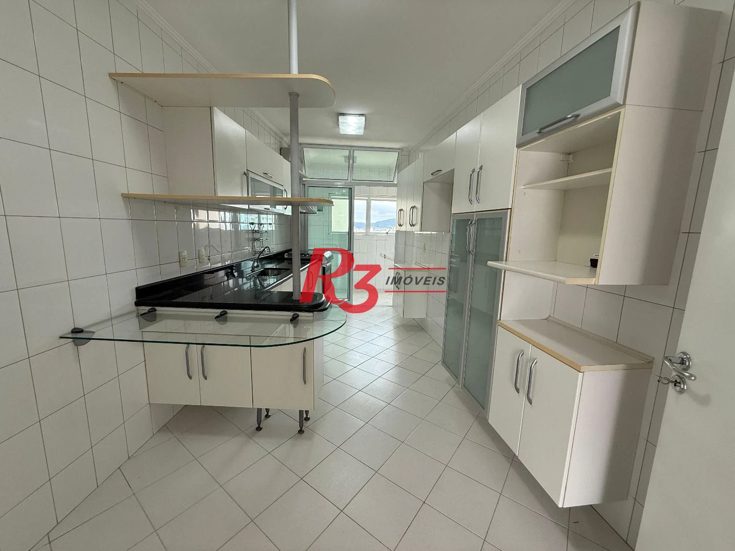 Apartamento com 3 dormitórios à venda, 119 m² por R$ 1.350.000,00 - Boqueirão - Santos/SP