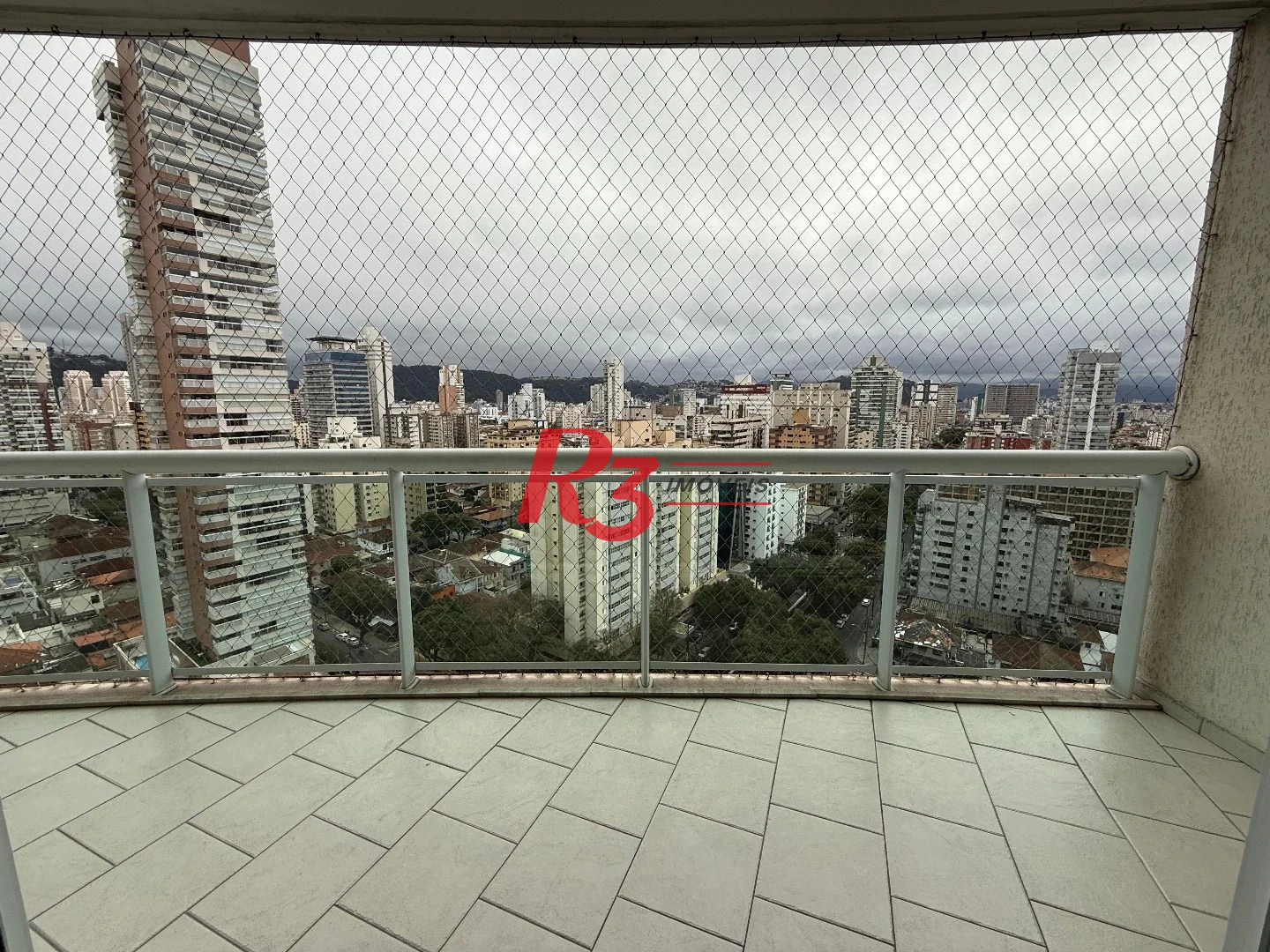 Apartamento com 3 dormitórios à venda, 119 m² por R$ 1.350.000,00 - Boqueirão - Santos/SP