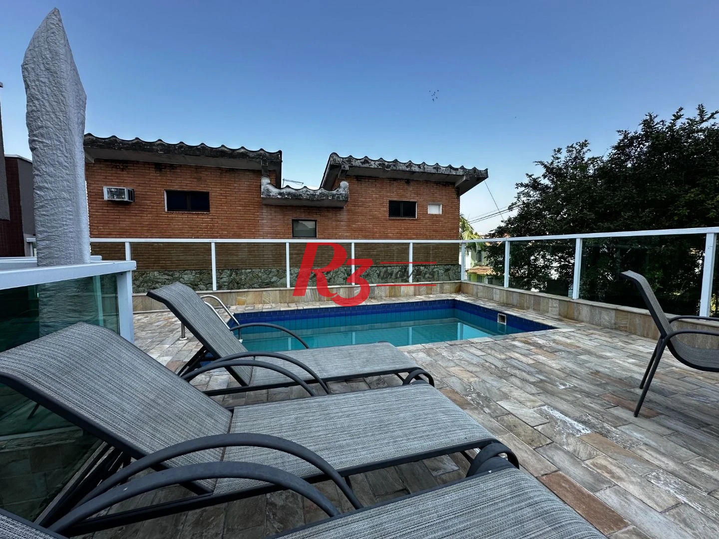 Casa com 3 dormitórios à venda, 210 m² por R$ 1.234.000,00 - Vila Matias - Santos/SP