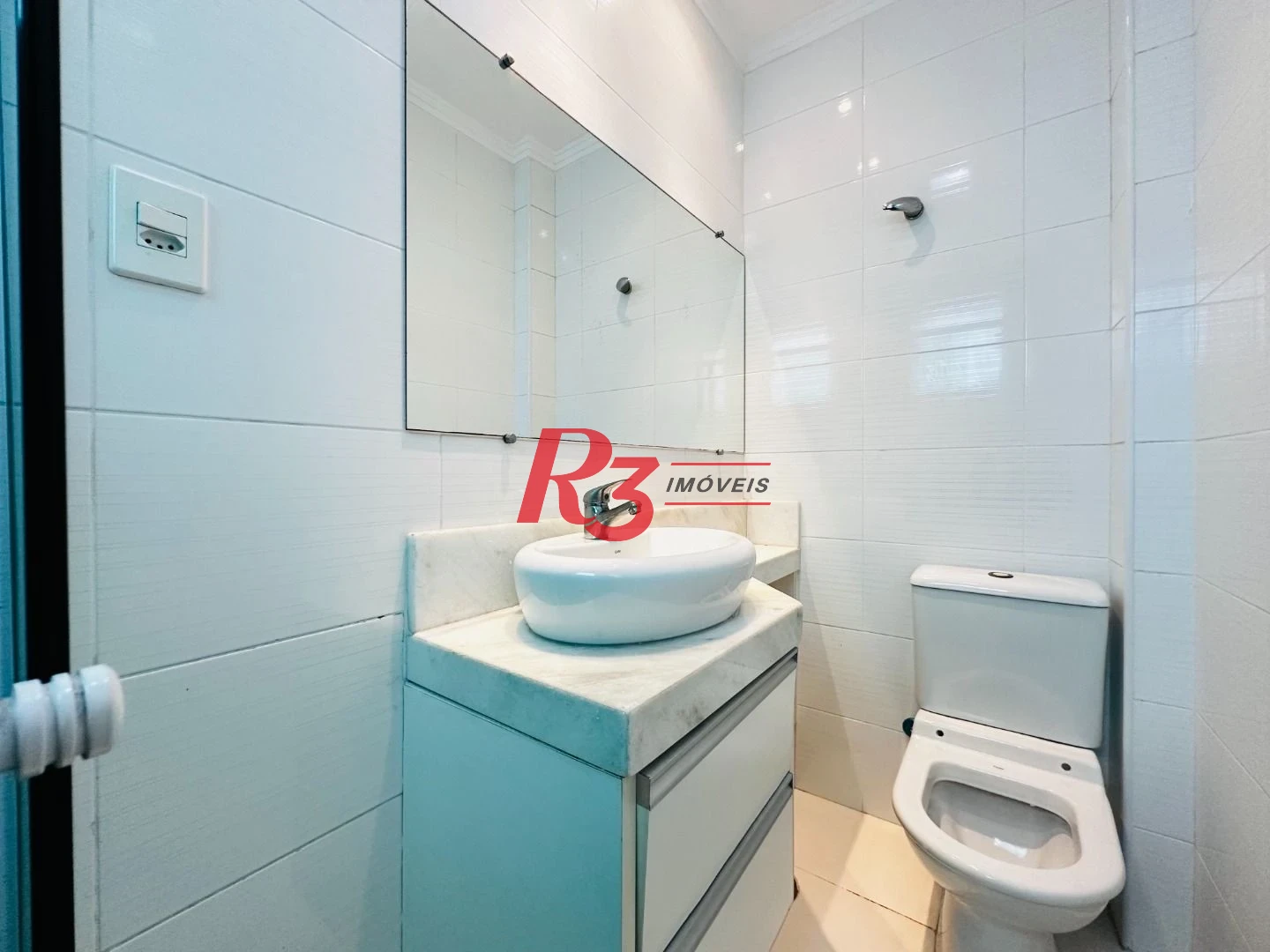 Casa com 3 dormitórios à venda, 210 m² por R$ 1.234.000,00 - Vila Matias - Santos/SP