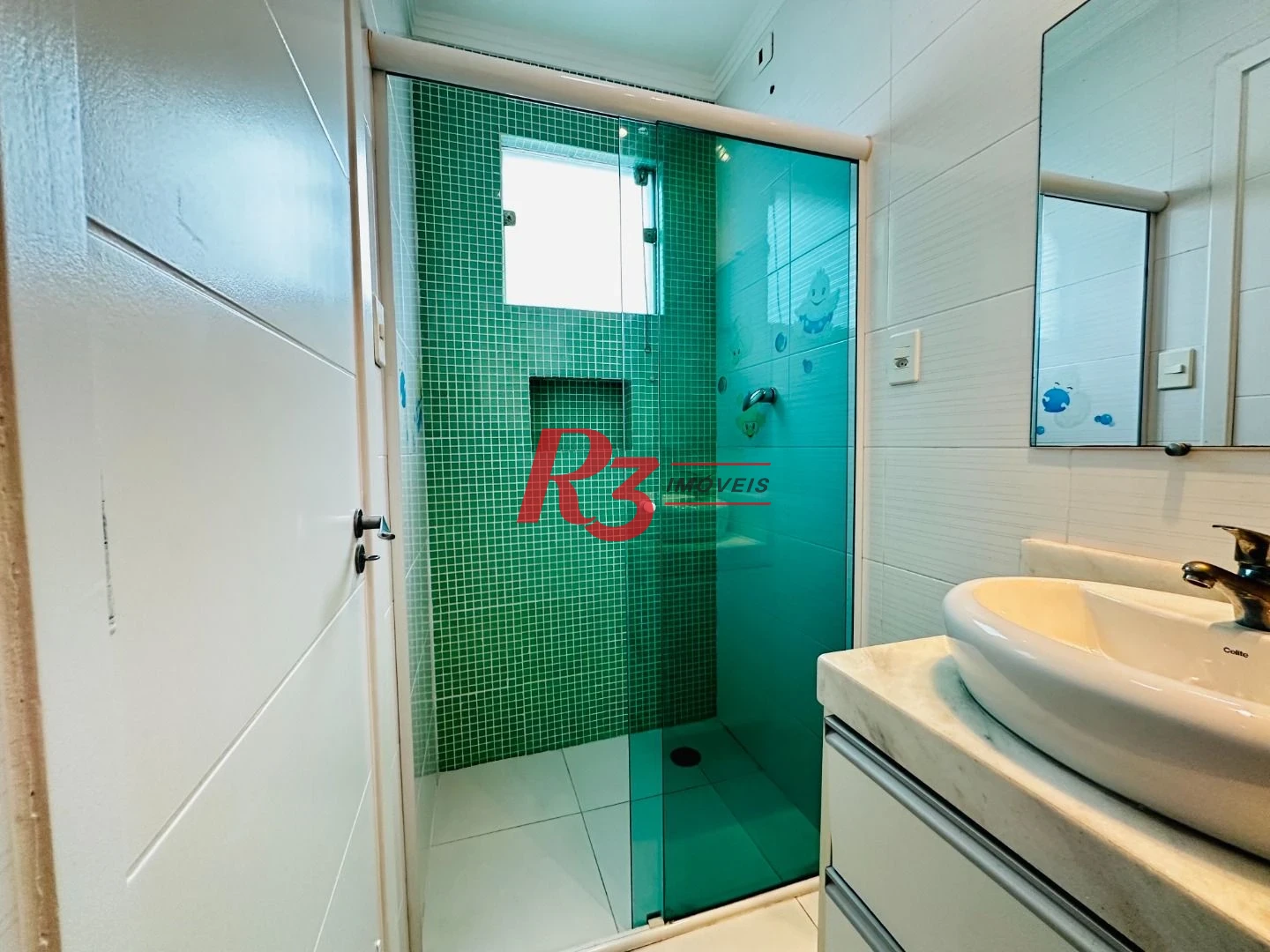 Casa com 3 dormitórios à venda, 210 m² por R$ 1.234.000,00 - Vila Matias - Santos/SP