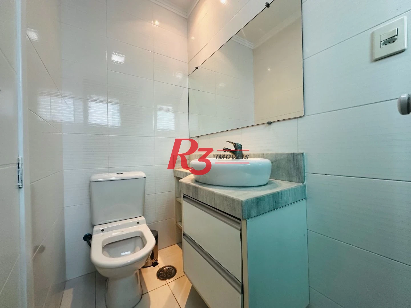 Casa com 3 dormitórios à venda, 210 m² por R$ 1.234.000,00 - Vila Matias - Santos/SP
