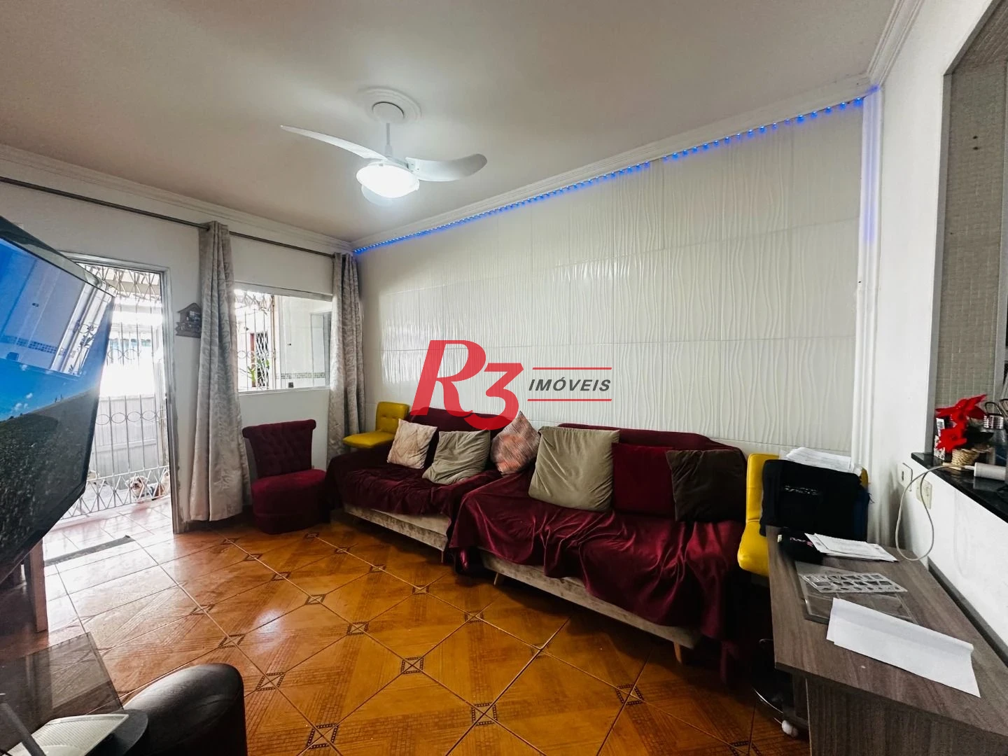 Casa à venda, 153 m² por R$ 470.000,00 - Areia Branca - Santos/SP