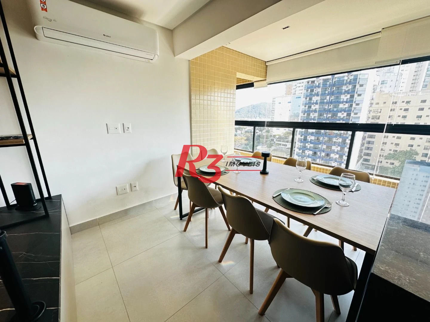 Apartamento com 2 dormitórios à venda, 65 m² por R$ 1.050.000,00 - Ponta da Praia - Santos/SP
