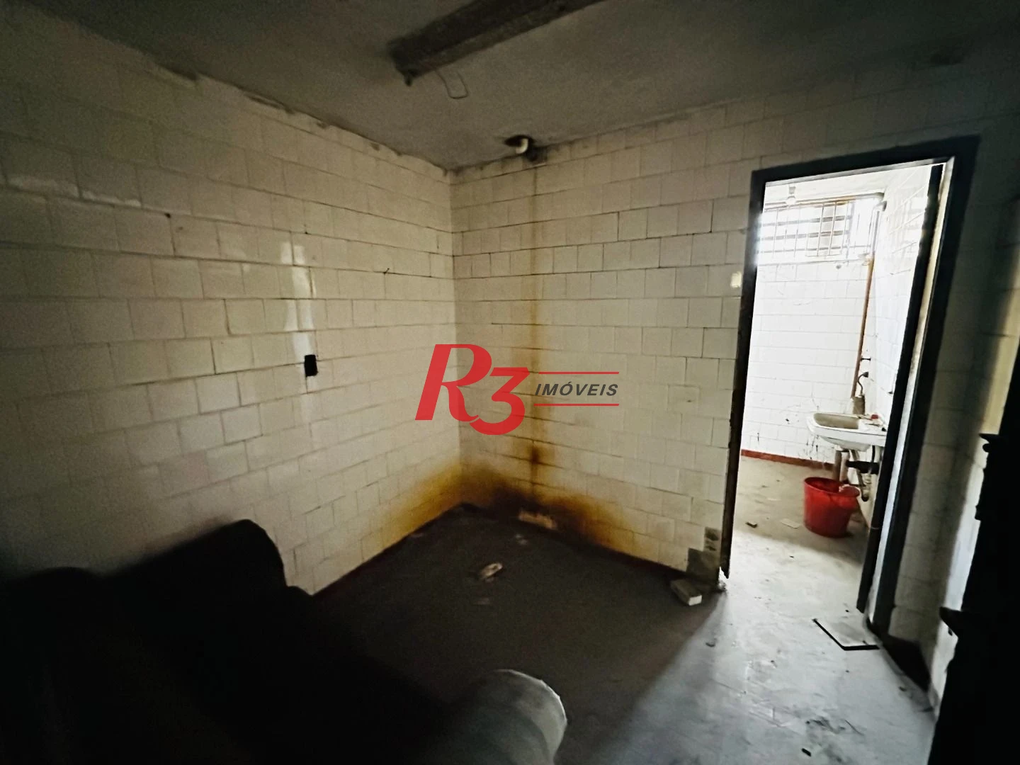Terreno à venda, 718 m² por R$ 4.004.000,00 - Vila Nova - Santos/SP