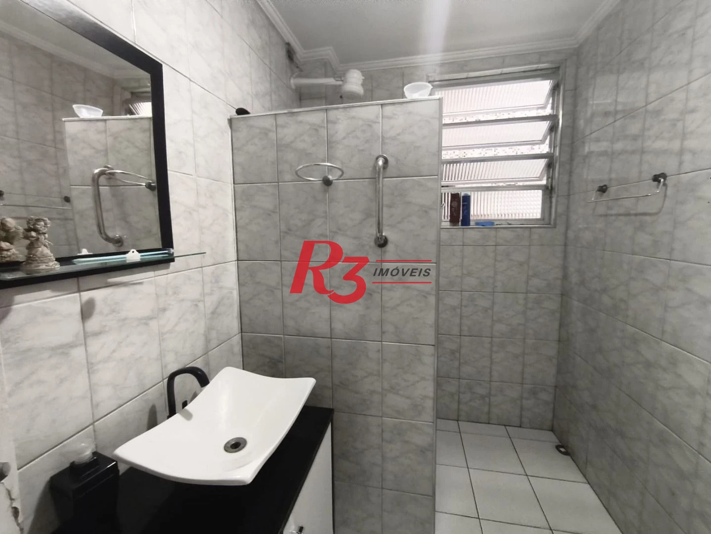 Apartamento com 3 dormitórios à venda, 92 m² por R$ 560.000,00 - Ponta da Praia - Santos/SP
