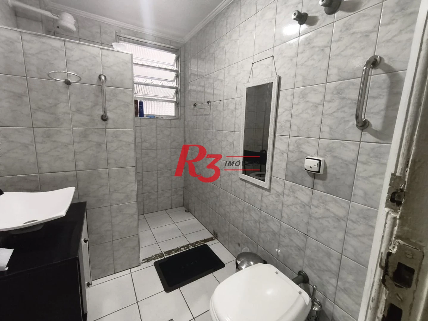 Apartamento com 3 dormitórios à venda, 92 m² por R$ 560.000,00 - Ponta da Praia - Santos/SP