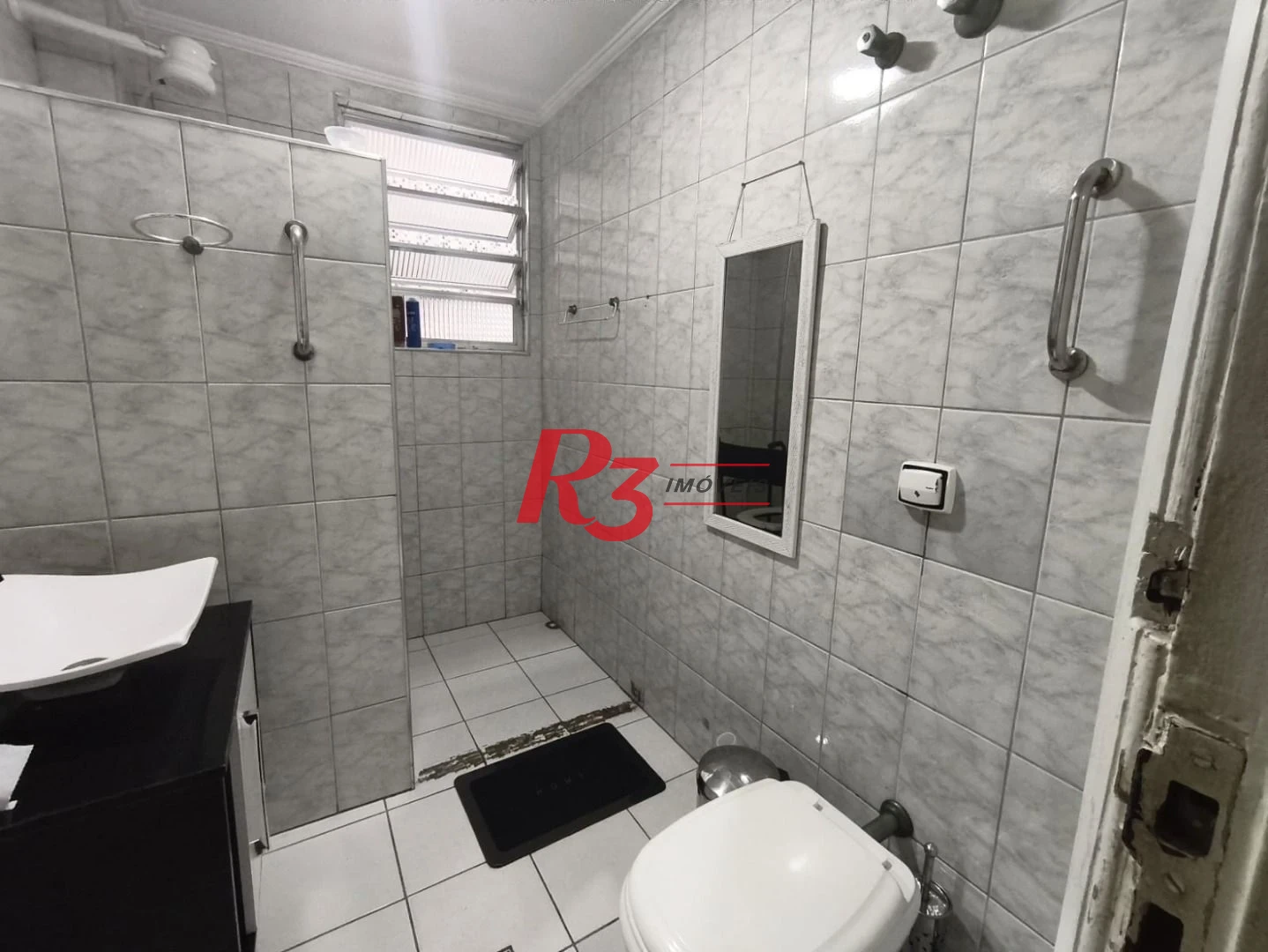 Apartamento com 3 dormitórios à venda, 92 m² por R$ 560.000,00 - Ponta da Praia - Santos/SP