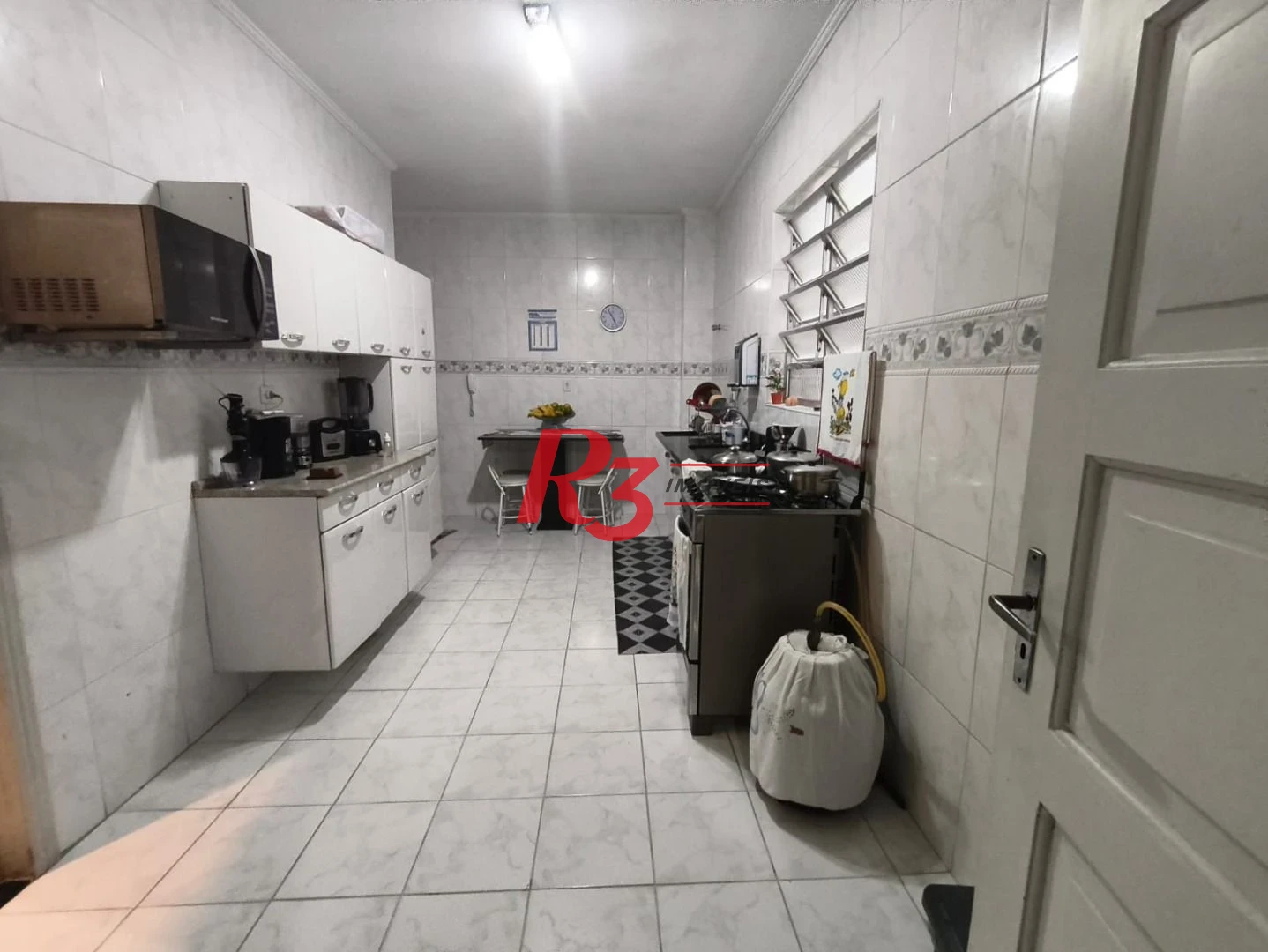Apartamento com 3 dormitórios à venda, 92 m² por R$ 560.000,00 - Ponta da Praia - Santos/SP